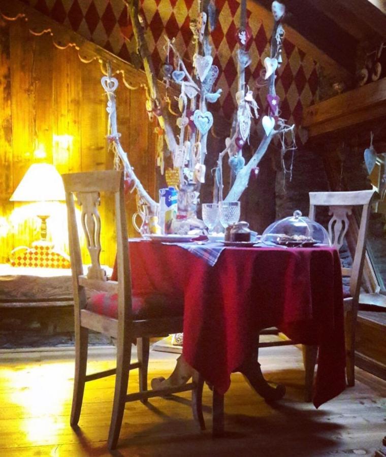 B&B Lo Djoua De Toueno Arvier Bagian luar foto